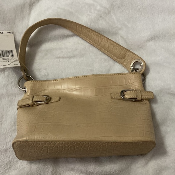 Tommy Hilfiger small handbag - Picture 3 of 8